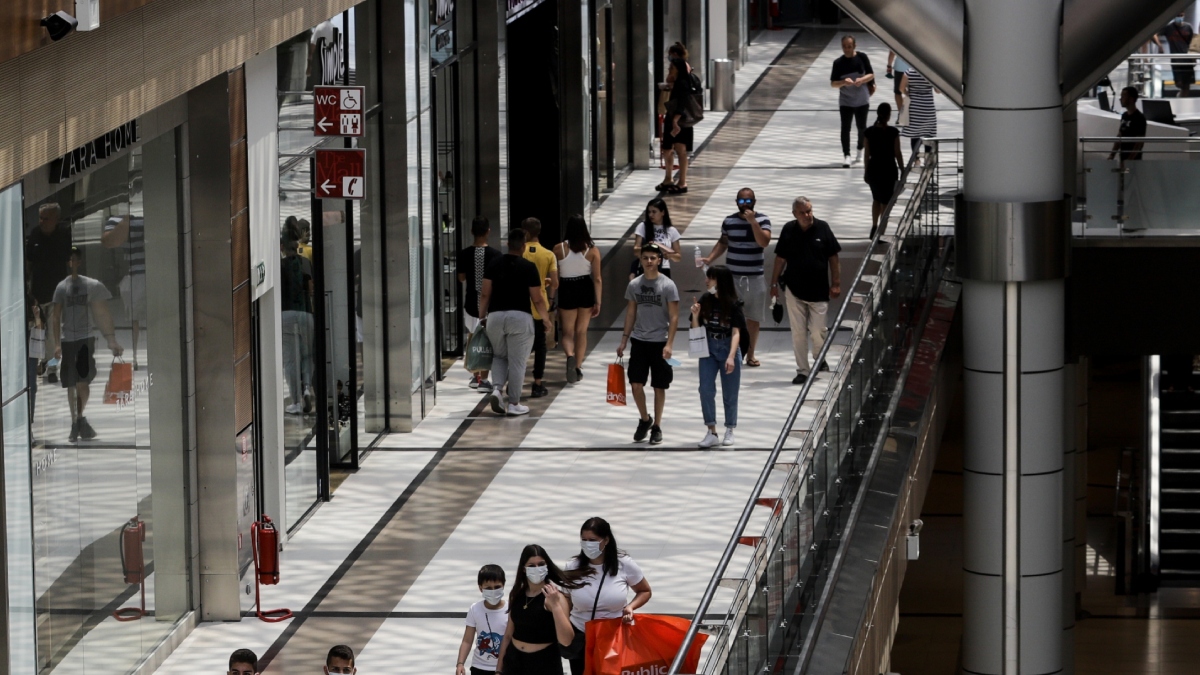 Live the LAMDA MALLS Summer Experience: Ζήστε το πιο συναρπαστικό καλοκαίρι με μοναδικές εκπτώσεις και ξεχωριστές εμπειρίες για όλους!
