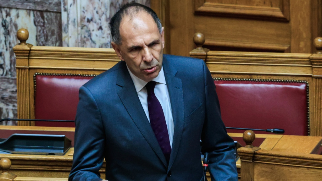Γεραπετρίτης για το “μπλόκο” Χαφτάρ στην ευρωπαϊκή αντιπροσωπεία: “Υπήρξε μια διπλωματική δυστοκία”