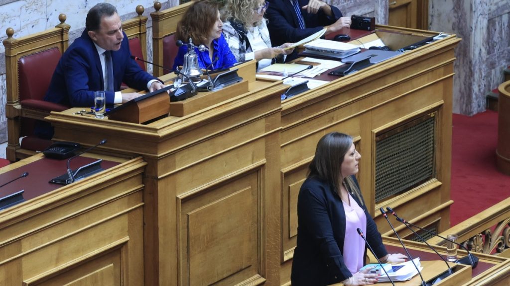 Βουλή – “Θερμό” επεισόδιο Κωνσταντοπούλου με Γεωργαντά: “Είστε οι χειρότεροι φασίστες” – “Ντροπή σου”
