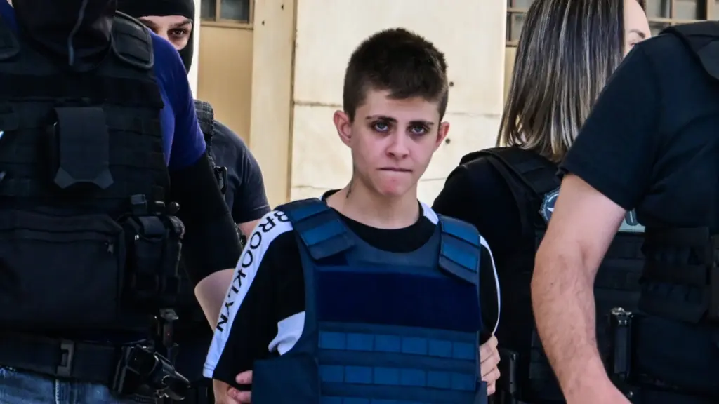 Ξανά στα δικαστήρια η Ειρήνη Μουρτζούκου – Η αλλαγή στην εμφάνιση της (βίντεο)