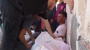 Γάζα: Δεκάδες νεκροί σε νέα ισραηλινά πλήγματα – Σε “κατάπαυση του πυρός” εντός της εβδομάδας ελπίζει ο Τραμπ