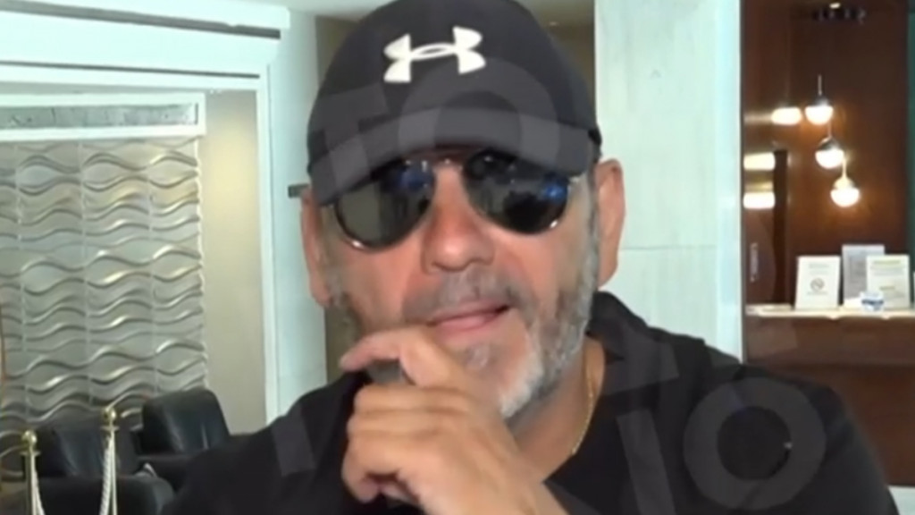 Στάθης Αγγελόπουλος: «Ποιος θα μου βγάλει αυτή τη ρετσινιά του κακοποιητή; Τα κανάλια;» – Τι είπε για τον γιο του