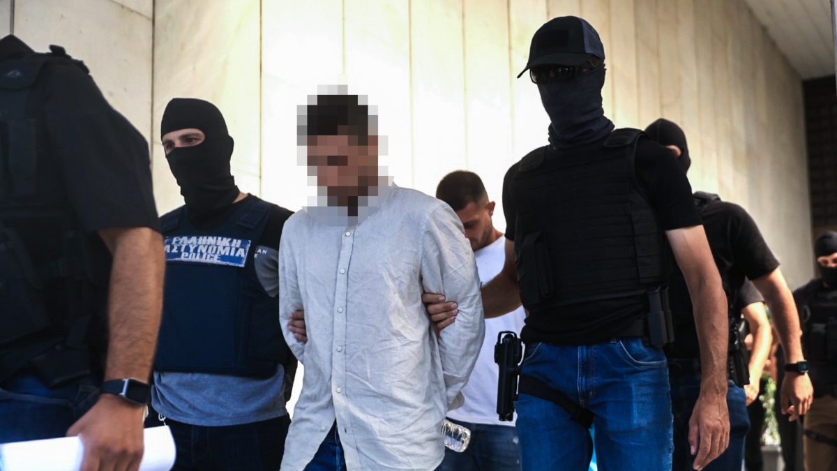 Αγία Παρασκευή-δολοφονία Πολωνού καθηγητή: Την Δευτέρα 21 Ιουλίου η απολογία των πέντε κατηγορούμενων