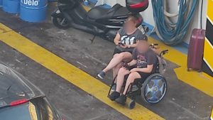 Περιστατικό-ντροπή στη Θάσο: ΑμεΑ ταξίδεψε σε γκαράζ ferry boat εν μέσω καύσωνα – Κυρώσεις διέταξε ο Κικίλιας