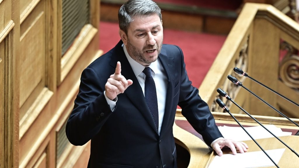 Ανδρουλάκης σε Μητσοτάκη: “Δεν έχω το ταλέντο Παπανδρέου – αλλά ούτε και το δικό σας στη διαφθορά”