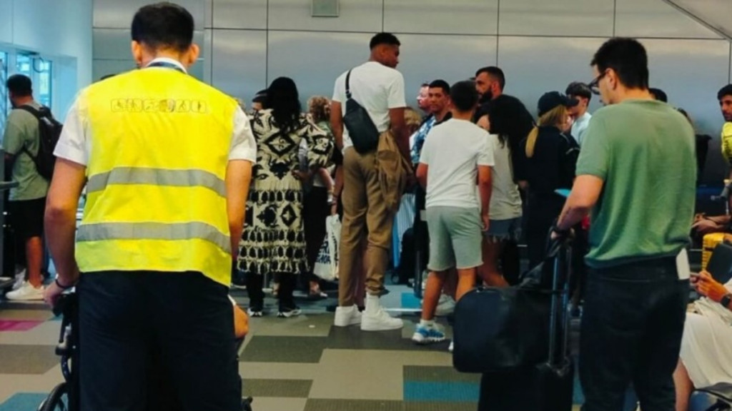 Γιάννης Αντετοκούνμπο: Στα Χανιά για διακοπές (Φωτογραφίες)