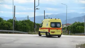 Κατερίνη: 17χρονη έπεσε από το μπαλκόνι του σπιτιού της – Νοσηλεύεται εκτός κινδύνου