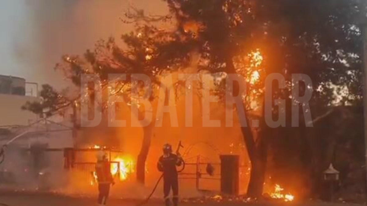 Φωτιά σε εγκαταλελειμμένη οικία στις Αχαρνές (Βίντεο)