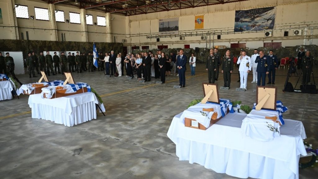 Δένδιας: Η Ελλάδα επαναπατρίζει τα οστά έξι οπλιτών που έπεσαν ηρωικά κατά την τουρκική εισβολή στην Κύπρο το 1974