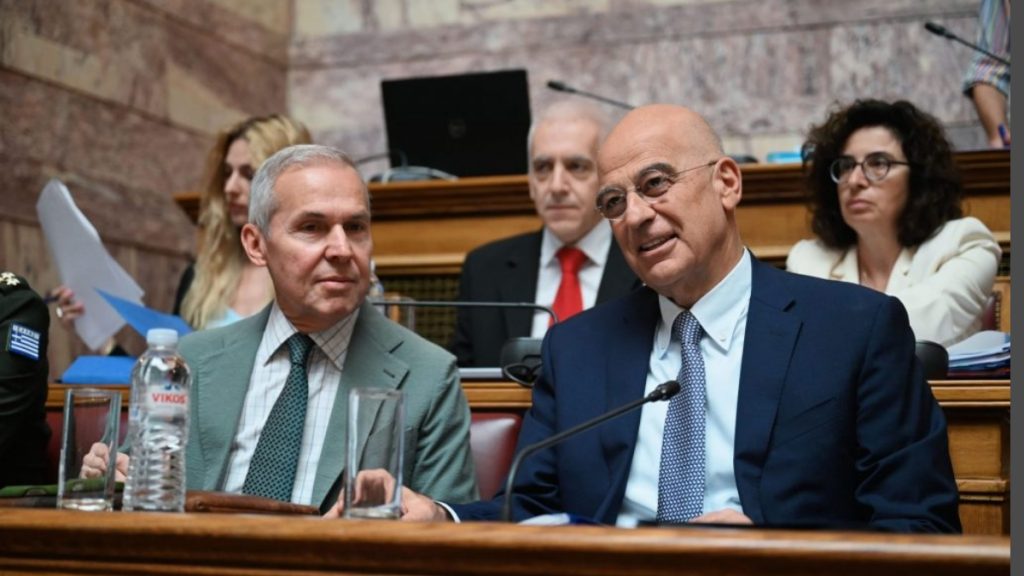 Δένδιας: Αν πάει κληρωτός ναύτης σε πλοίο μόνο ο… Αρχιεπίσκοπος δεν παίρνει τηλέφωνο