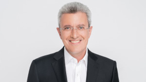 «Ενώπιος Ενωπίω» με τον Νίκο Χατζηνικολάου – Η τελευταία εκπομπή της σεζόν απόψε στις 24:00