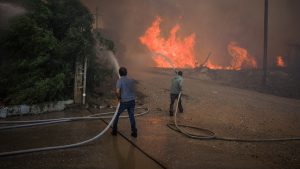 Πολύ υψηλός κίνδυνος πυρκαγιάς για αύριο Παρασκευή 1/8 – Ποιες περιφέρειες σε επιφυλακή – Δείτε τον χάρτη