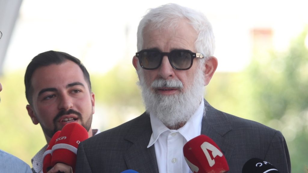 Πέτρος Φιλιππίδης: Κάηκε το διαμέρισμα του στην οδό Πατησίων – Βρισκόταν μέσα ο ηθοποιός