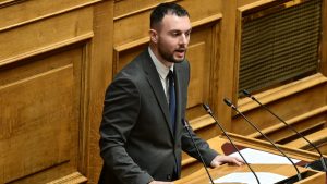 Φλώρος: Το νομοσχέδιο για τη σιδηροδρομική ασφάλεια είναι υπέρ της μνήμης όσων χάθηκαν άδικα