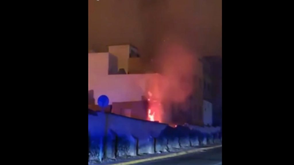 Φρίκη στην Ισπανία: 20χρονος έβαλε φωτιά σε μια 17χρονη – Ήταν παράνομα στη χώρα ο δράστης (Βίντεο)