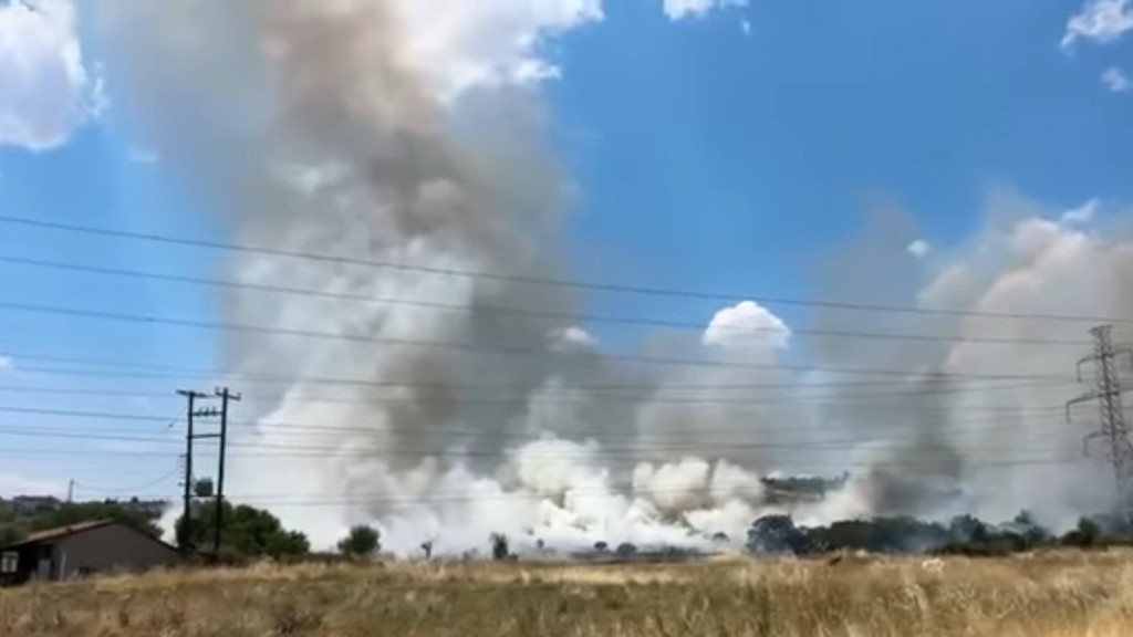 Πυρκαγιά στον Άργιλο Κοζάνης – Εκκενώθηκε το Πανεπιστήμιο – Ήχησε το 112 για ετοιμότητα (βίντεο)