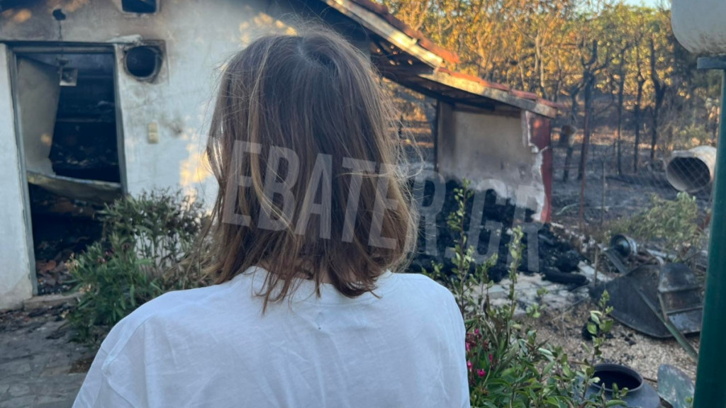 Μαρτυρία για τη φωτιά στο Πικέρμι: “Σώθηκα τελευταία στιγμή, κάηκαν τα παπούτσια μου” (Φωτογραφίες)