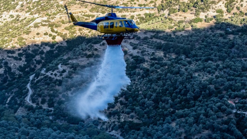 Σε πύρινο κλοιό η χώρα: Καλύτερη εικόνα σε Μεσσηνία, Εύβοια – Έχει καεί το 20% των Κυθήρων