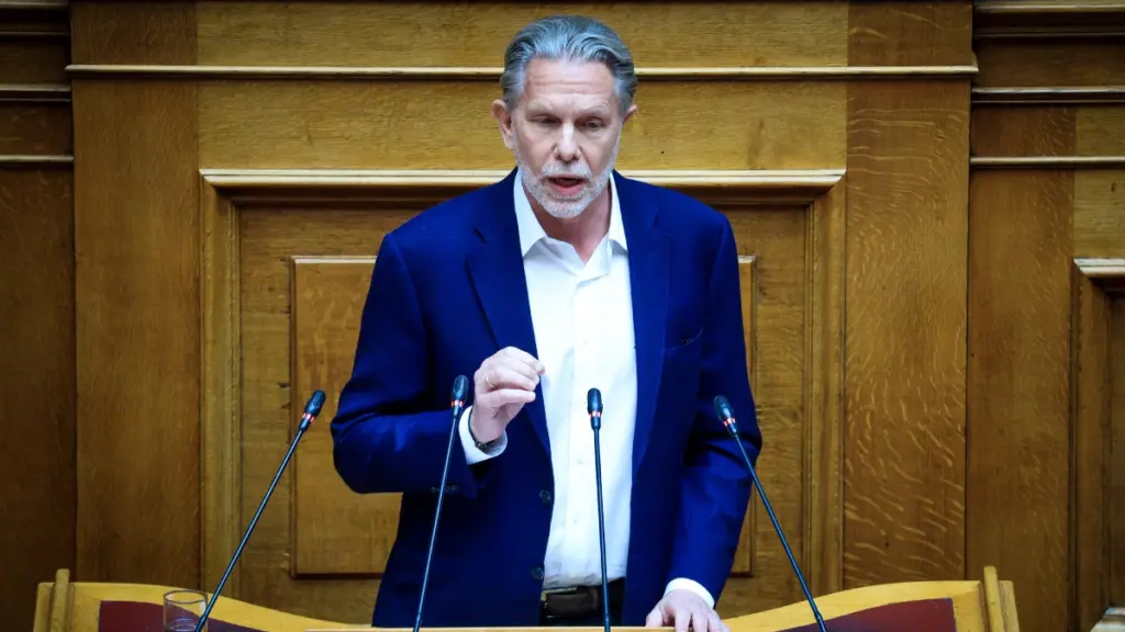 Παύλος Γερουλάνος: “Στο συνέδριο του ΠΑΣΟΚ πρέπει να τα συζητήσουμε όλα” – Το μήνυμα στον Νίκο Ανδρουλάκη