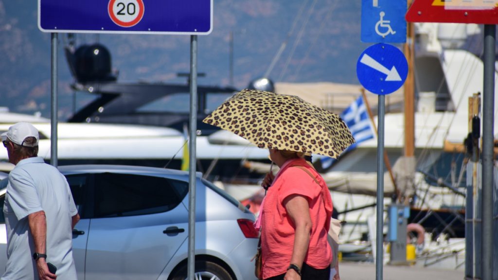 Καιρός: Έρχεται καύσωνας διαρκείας από τη Δευτέρα – Πού θα έχουμε 44άρια