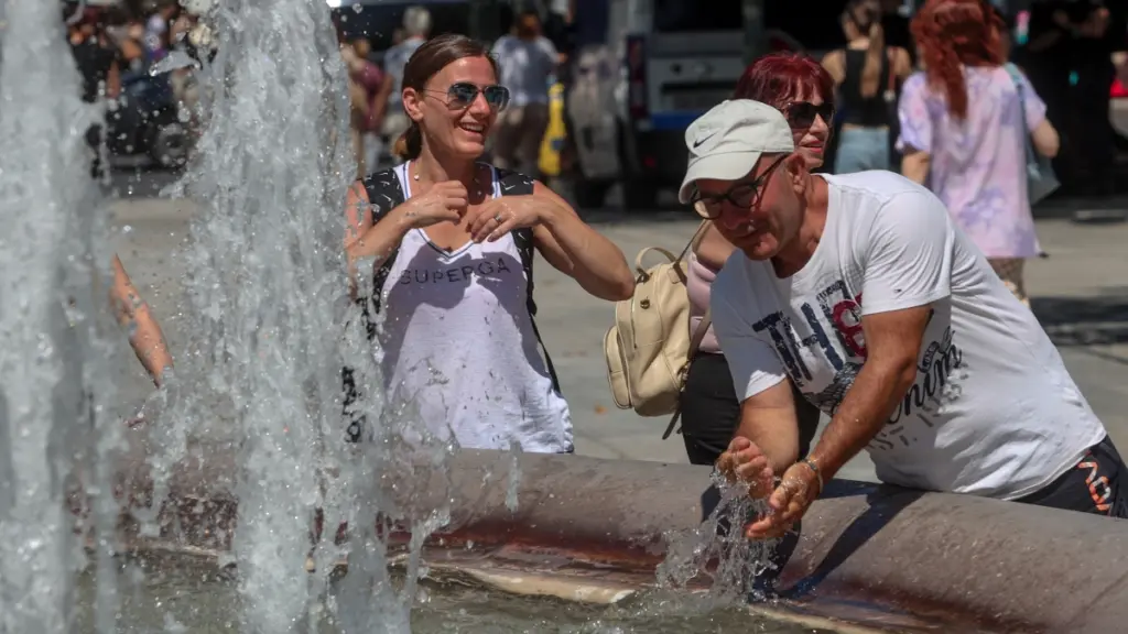 Καύσωνας διαρκείας με 43άρια από την Κυριακή, ποιες θα είναι οι πιο δύσκολες μέρες – Η πρόγνωση Μαρουσάκη