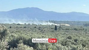 Φωτιά σε χαμηλή βλάστηση στη Μικρομάνη Καλαμάτας – Επιχειρούν 3 εναέρια μέσα (Βίντεο)