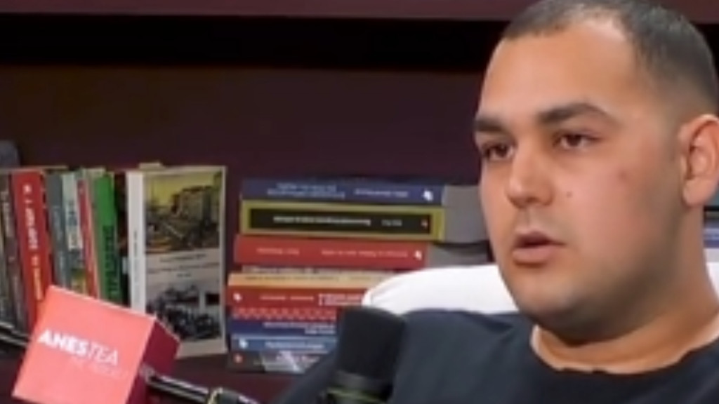 Χρίστος Κούγιας: “Δεν έχω ζήσει σε νορμάλ ελληνική οικογένεια, η κατάσταση στο σπίτι ήταν χαοτική”