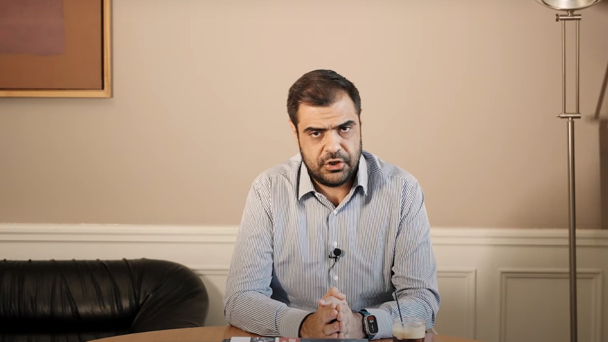 Μαρινάκης: Briefing για τους πολίτες χωρίς γραβάτα – Τι είπε για ΟΠΕΚΕΠΕ, δασμούς, αλλά και στο δίλλημα πίτσα ή σουβλάκι