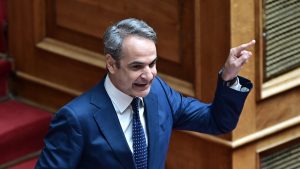 Μητσοτάκης σε Ανδρουλάκη: “Παρουσιάζεστε ως κακέκτυπο του ΠΑΣΟΚ της δεκαετίας του ΄80, χωρίς το χάρισμα του Ανδρέα Παπανδρέου”