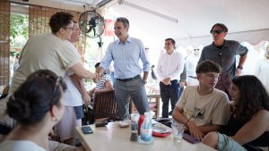 Κυριάκος Μητσοτάκης από Σκιάθο: “Εργαζόμαστε σκληρά για να λύνουμε προβλήματα, κλείνουμε τα αυτιά μας στην τοξικότητα”