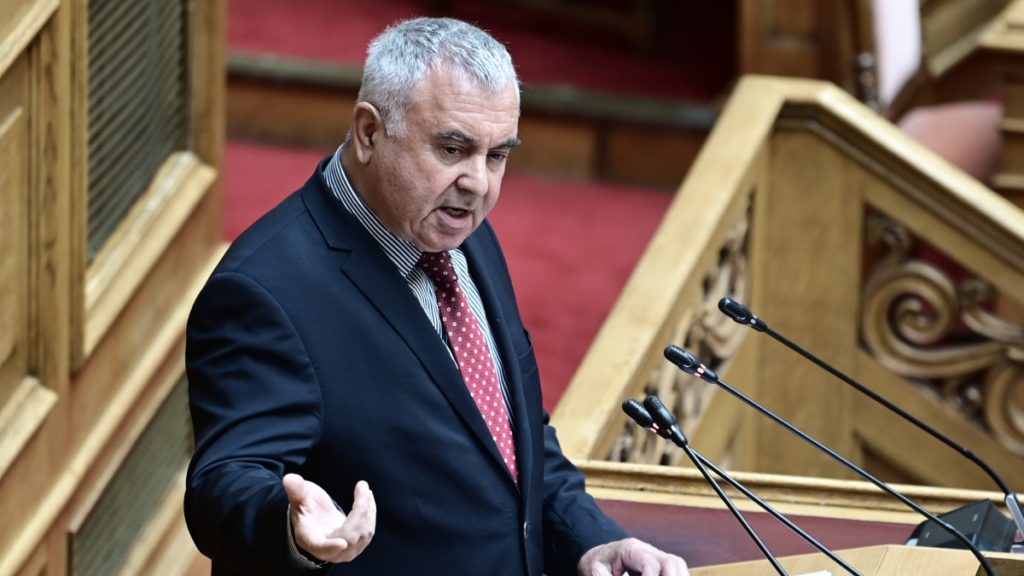 Χίος: Σοβαρή καταγγελία από βουλευτή του ΠΑΣΟΚ – Στέλεχος της ΝΔ τον κλείδωσε σε εργοτάξιο