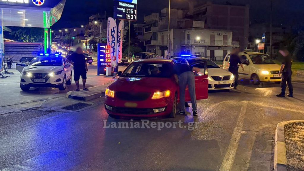 Λαμία: Ταξί παρέσυρε νεαρή γυναίκα – Δείτε εικόνες