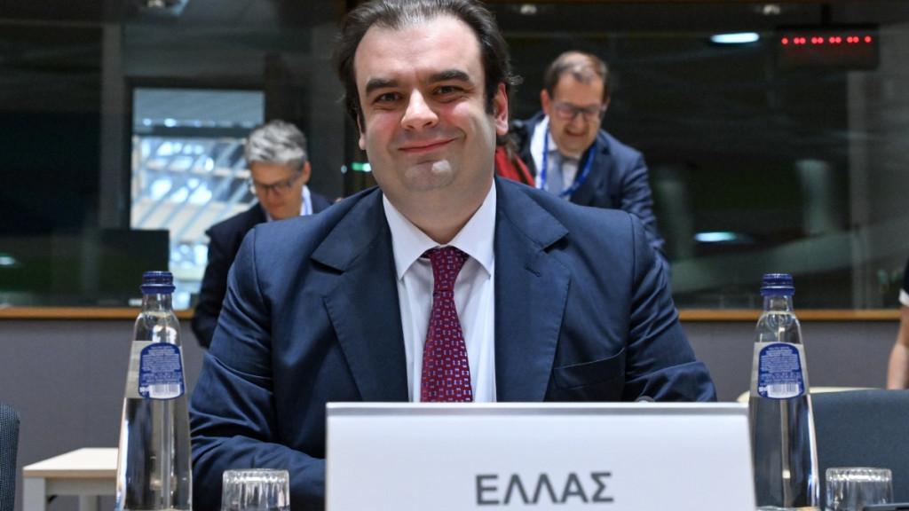Πιερρακάκης: Πέντε ευκαιρίες για το ψηφιακό ευρώ – Η στρατηγική για μια σύγχρονη και ασφαλή οικονομία