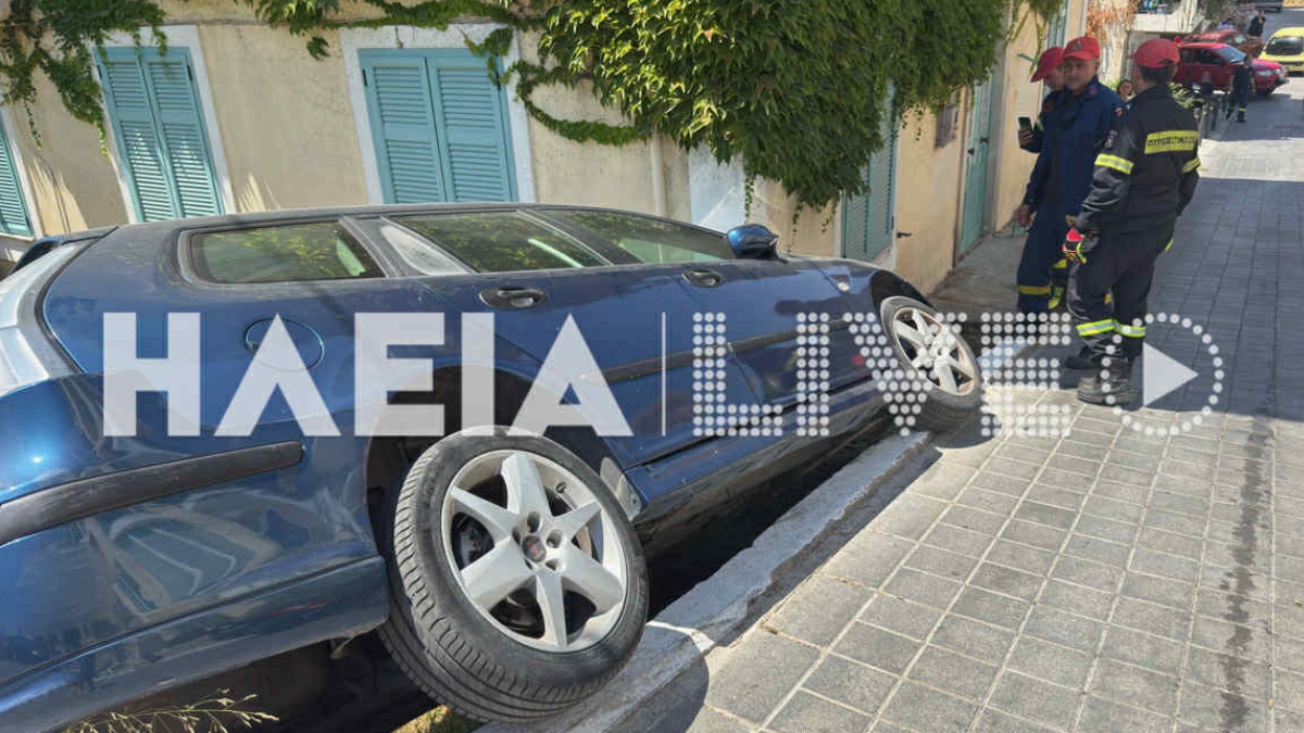 Σοβαρό τροχαίο στον Πύργο – Αυτοκίνητο κατέληξε σε αυλή μονοκατοικίας (Φωτογραφίες)