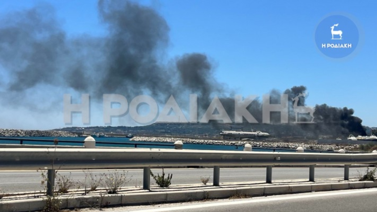 Φωτιά κοντά σε καταυλισμό Ρομά στην πόλη της Ρόδου