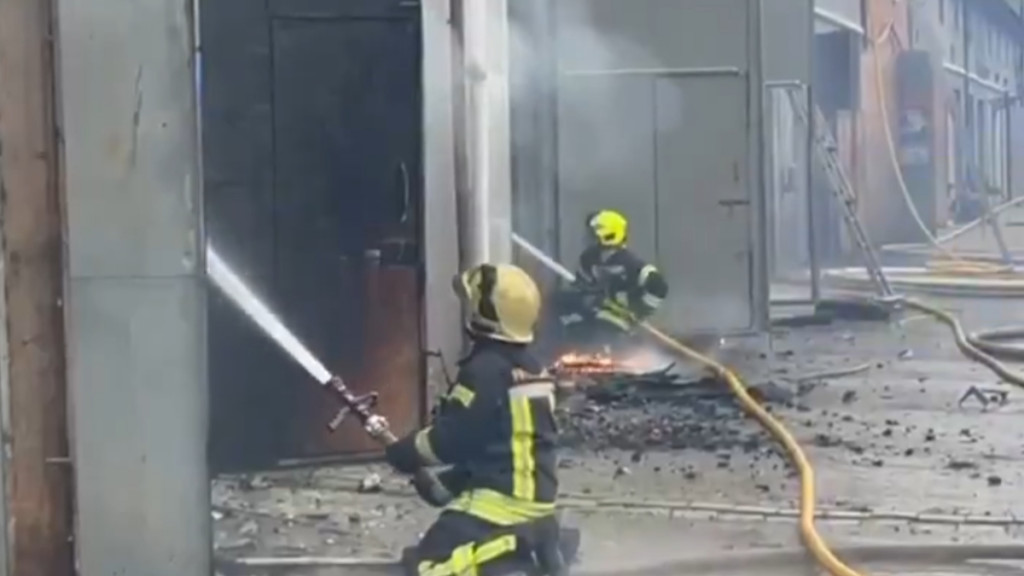 Ουκρανία: Η Ρωσία εξαπέλυσε την μεγαλύτερη επίθεση από την έναρξη του πολέμου – “Δριμείες κυρώσεις” ζητάει ο Ζελένσκι