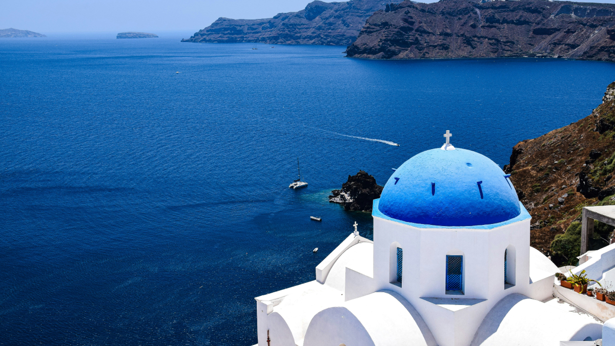 ΕΟΤ: Δράση προβολής της Σαντορίνης σε αγορές-στόχους του ελληνικού τουρισμού