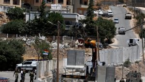Συρία: Αυτοκινητοπομπή με ανθρωπιστική βοήθεια στη Σουέιντα – Το Ισραήλ λέει ότι έστειλε ιατροφαρμακευτικό υλικό