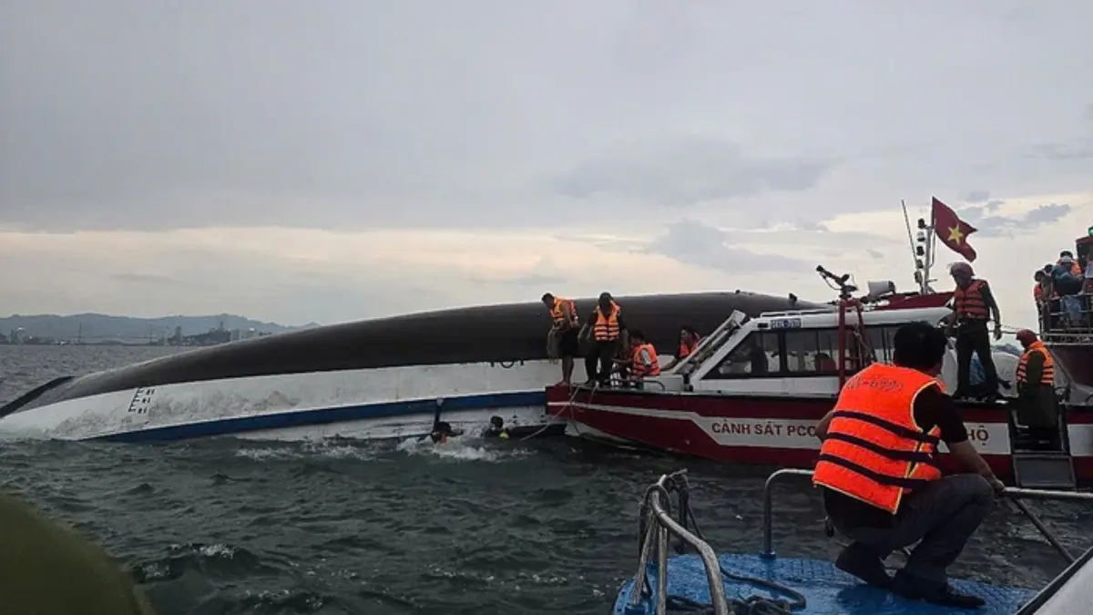 Τραγωδία στο Βιετνάμ: Τουλάχιστον 34 νεκροί και 8 αγνοούμενοι από τη βύθιση τουριστικού σκάφους