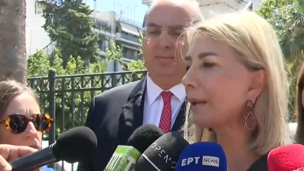 Αναβολή για την Πέμπτη πήρε η δίκη του δημοσιογράφου που κατηγορείται για εκβιασμό σε βάρος της Ζέττας Μακρή