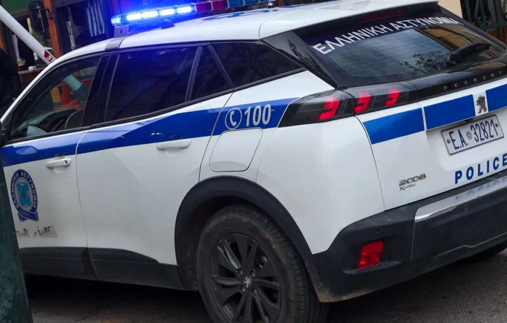 Θεσσαλονίκη:  Επιτήδειοι προσποιούνταν υπαλλήλους της ΑΑΔΕ και “ξάφριζαν” ανυποψίαστους πολίτες – Μία σύλληψη