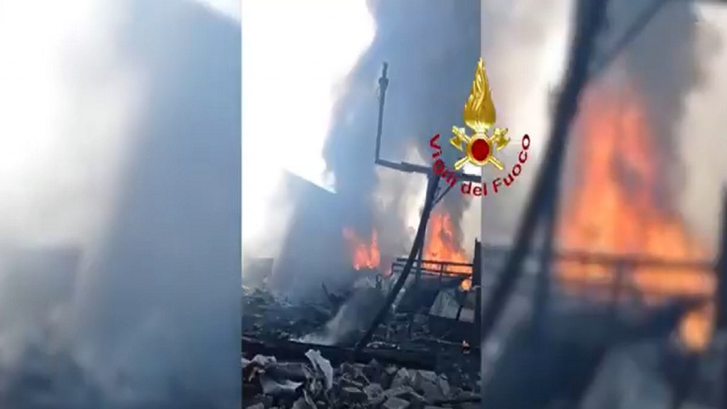 Ρώμη: Σκηνές χάους μετά την έκρηξη σε βενζινάδικο: “Ήταν σαν να εξερράγη βόμβα” (βίντεο)