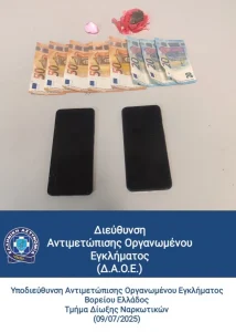 Θεσσαλονίκη: Σύλληψη γυναίκας για διακίνηση ναρκωτικών – Η κατηγορούμενη έχει ξανά απασχολήσει τις Αρχές
