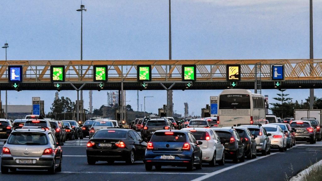 Δεκαπενταύγουστος: Επί ποδός η Τροχαία για την έξοδο των εκδρομέων – Αυξημένα μέτρα σε όλο το οδικό δίκτυο της χώρας