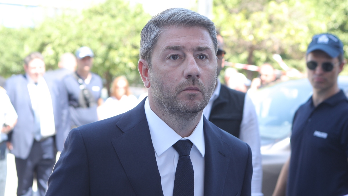 Λένα Σαμαρά