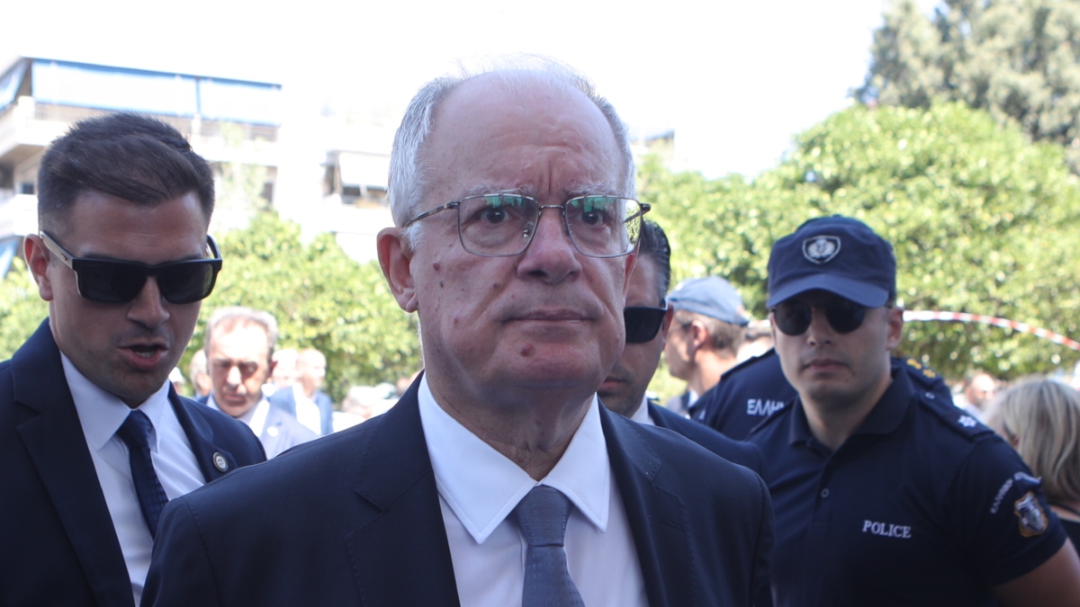 Λένα Σαμαρά