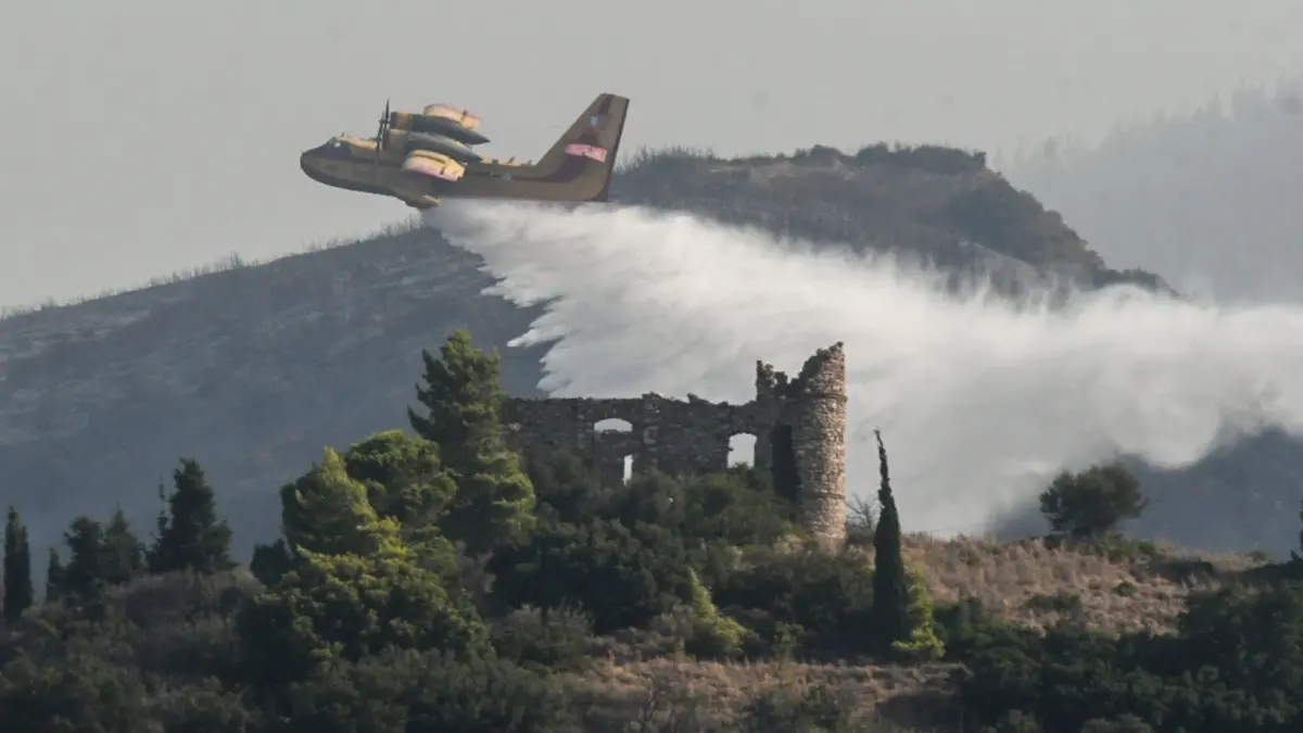 Πολύ υψηλός κίνδυνος πυρκαγιάς την Παρασκευή – Στο “πορτοκαλί” έξι περιοχές