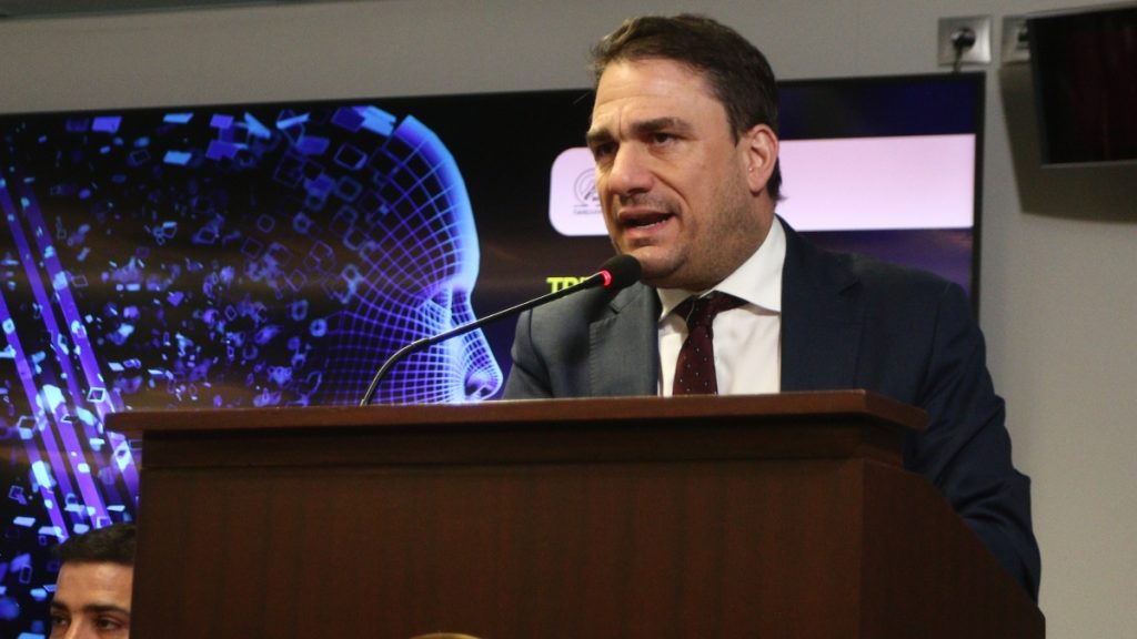 Τσουκαλάς: “Πρωθυπουργός και υπουργοί χωρίς ευθύνες και χωρίς υποχρέωση λογοδοσίας”