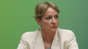 Σδούκου για ΔΕΘ: “Το ‘καλάθι’ γεμίζει με συνετή και υπεύθυνη διαχείριση”