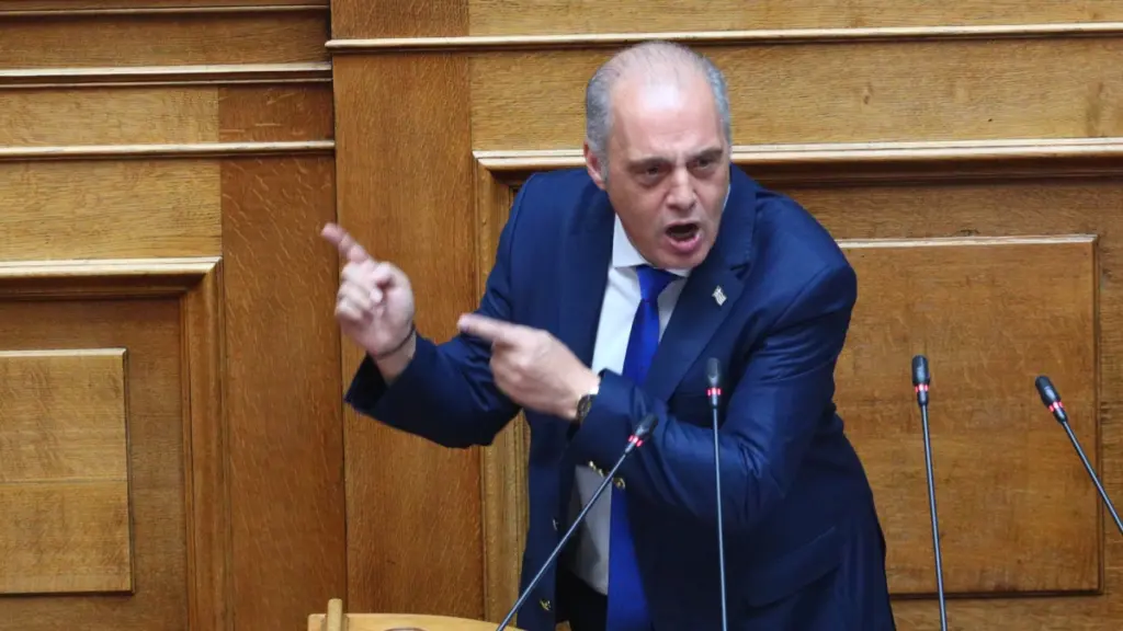 Βελόπουλος: “Εγκληματικές οι επιλογές της κυβέρνησης στην εξωτερική πολιτική”